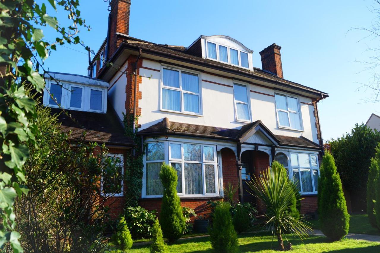 Ricky Road Guest House - Premium Watford  Kültér fotó